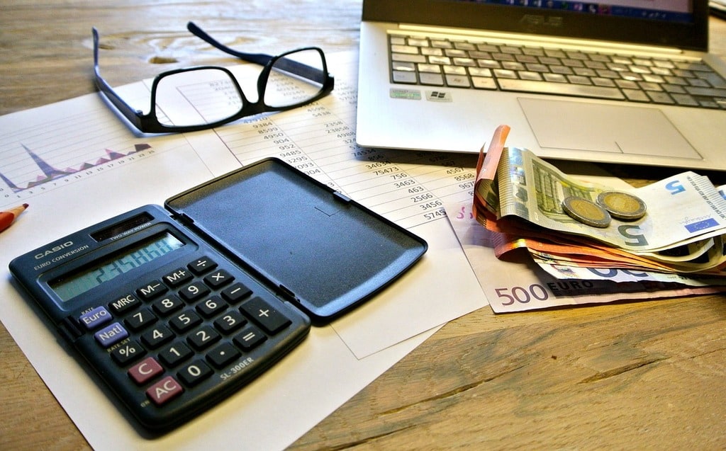 Suivre les indicateurs clés pour ajuster un portefeuille d'investissement